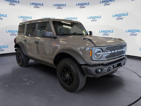 New 2026 Ford Bronco Badlands AWD/4WD image 2