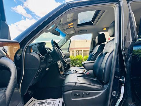Used 2014 INFINITI QX80 4WD w/ Theater Package image 13