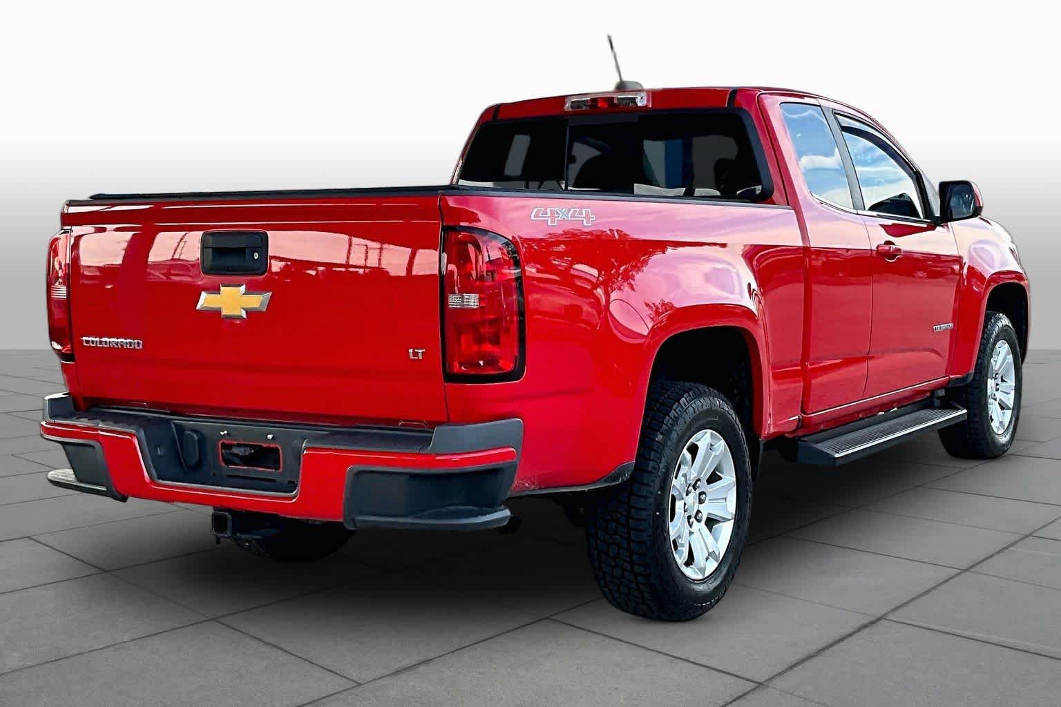 Used 2018 Chevrolet Colorado LT w/ LT Convenience Package AWD/4WD image 13