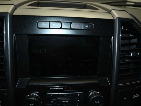 Used 2017 Ford F150 XLT w/ Equipment Group 302A Luxury AWD/4WD image 21