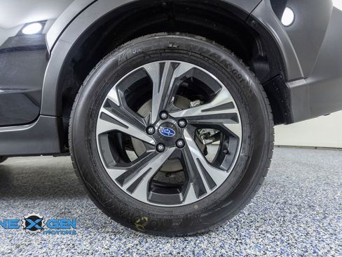 Used 2025 Subaru Crosstrek 2.0i Premium AWD/4WD image 44