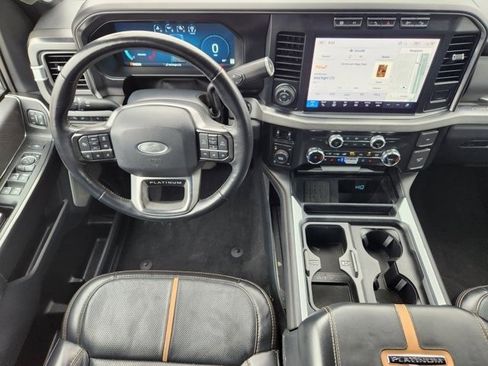 Used 2024 Ford F250 Platinum w/ FX4 Off-Road Package image 27