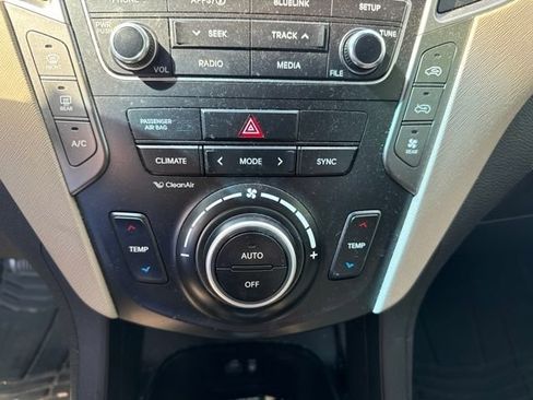 Used 2019 Hyundai Santa Fe XL SE w/ SE Premium Package 02 FWD image 12