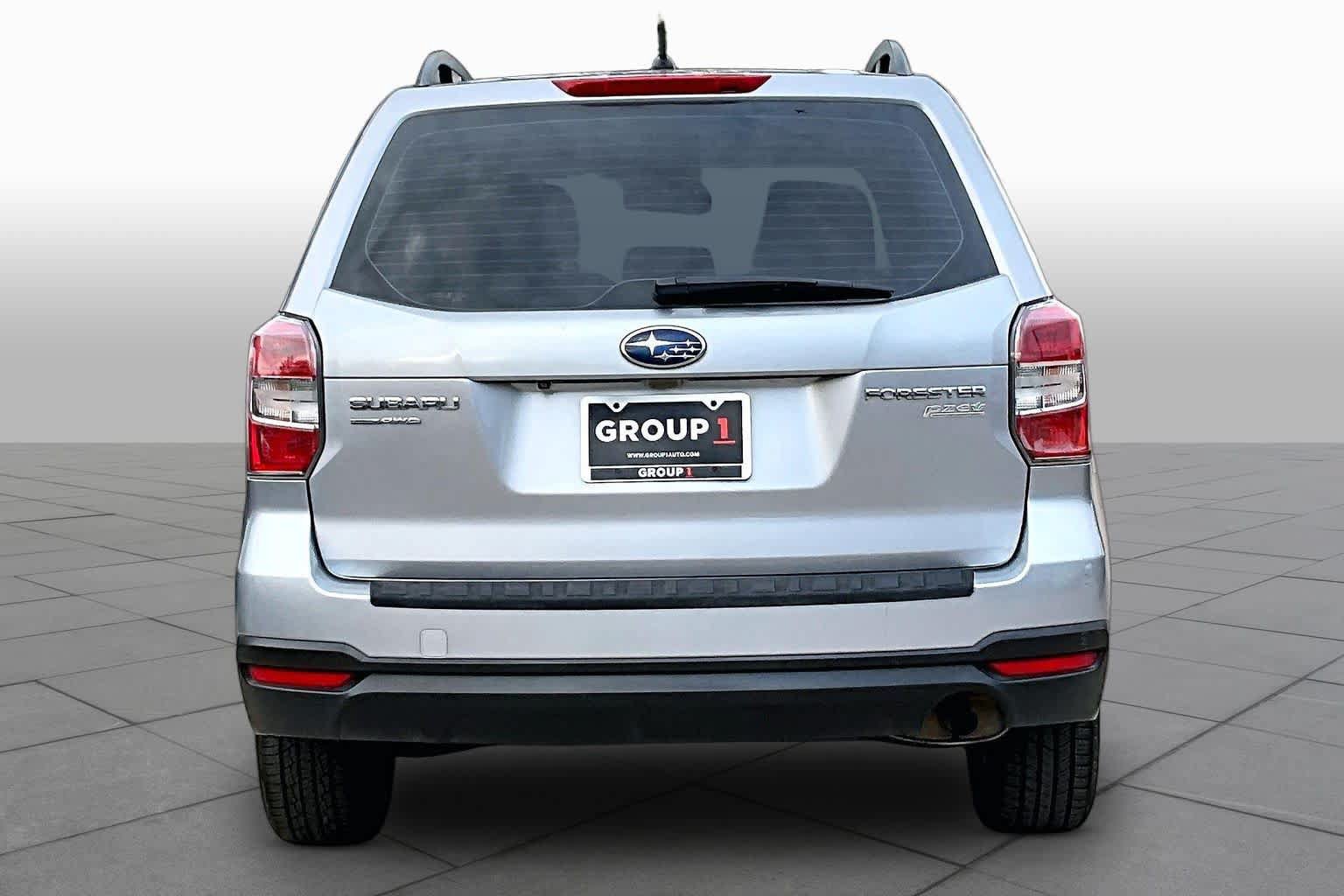 Used 2015 Subaru Forester 2.5i w/ Alloy Wheel Package AWD/4WD image 4