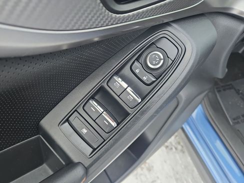 Used 2021 Subaru Crosstrek 2.5i Limited w/ Moonroof Package 1 image 11