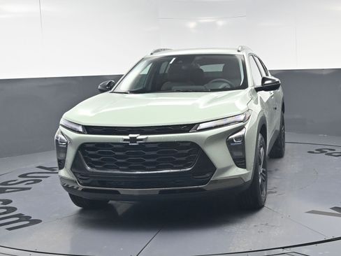 New 2026 Chevrolet Trax ACTIV w/ Driver Confidence Package FWD image 5