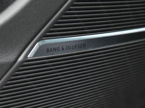 Used 2024 Audi SQ8 Premium Plus image 11