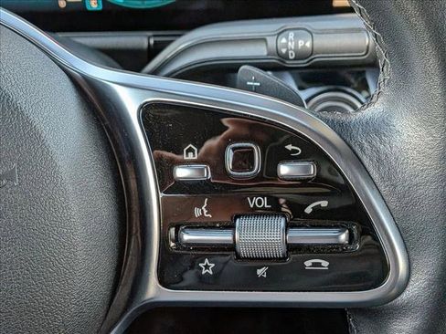 Used 2021 Mercedes-Benz GLA 250 4MATIC image 15