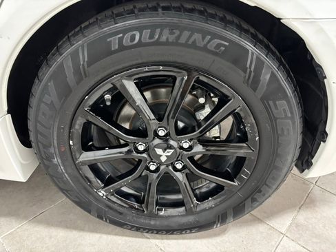 Used 2017 Mitsubishi Lancer ES image 11