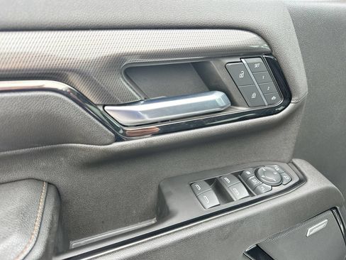 Used 2024 GMC Sierra 2500 AT4 w/ AT4 Premium Plus Package AWD/4WD image 13