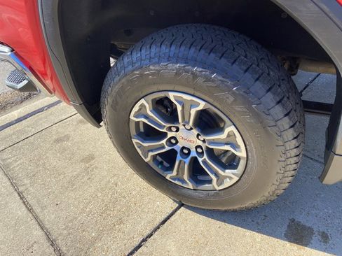 Used 2019 GMC Sierra 1500 SLE w/ SLE Value Package image 30