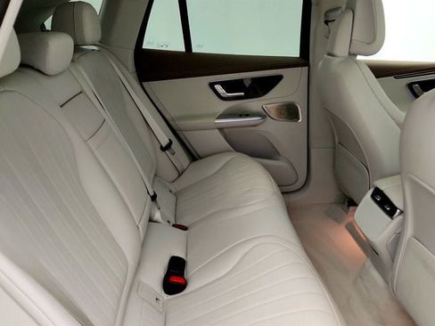 Used 2023 Mercedes-Benz EQE 350+ SUV image 21