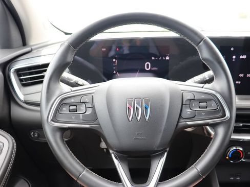 Used 2025 Buick Encore GX Preferred FWD image 18