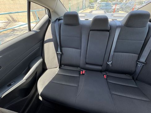 Used 2025 Nissan Altima 2.5 SV FWD image 40