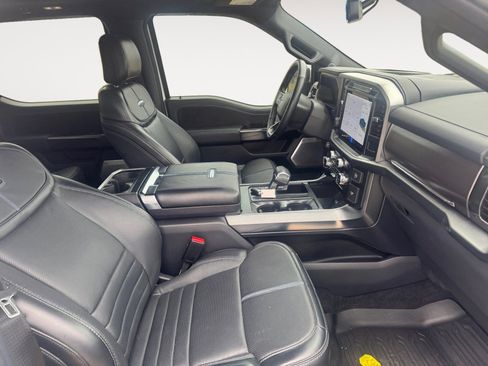Used 2024 Ford F150 Platinum image 15