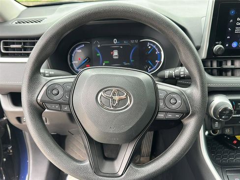 Certified 2025 Toyota RAV4 XLE image 20