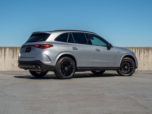 Certified 2025 Mercedes-Benz GLC 350e 4MATIC image 4