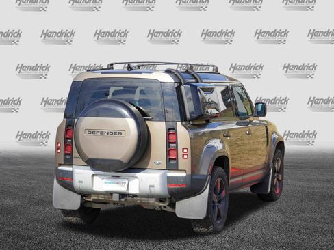 Used 2020 Land Rover Defender 110 HSE image 9