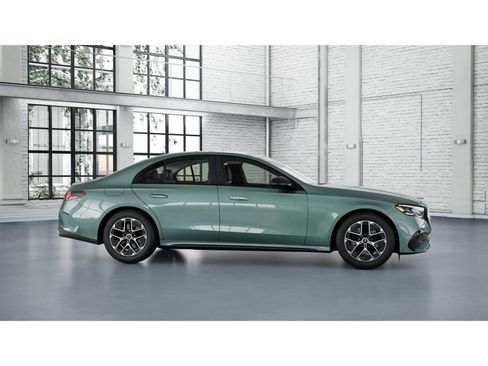 Certified 2024 Mercedes-Benz E 350 4MATIC Sedan image 15