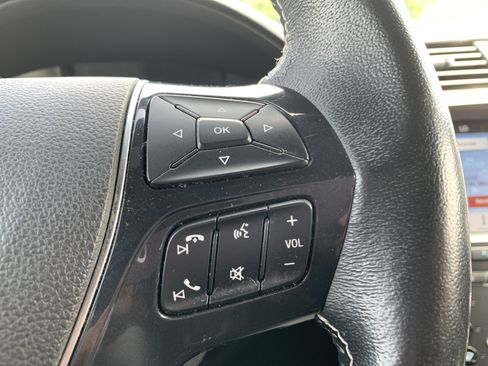 Used 2017 Ford Explorer Platinum image 20