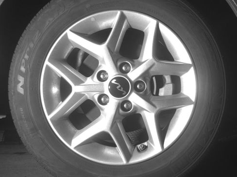 Used 2025 Kia Soul LX w/ LX Technology Package FWD image 13