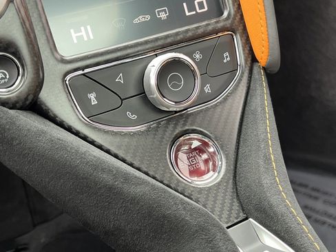 Used 2021 McLaren 720S Luxury image 28