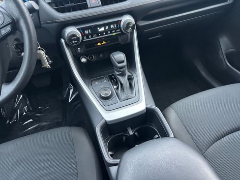 Used 2025 Toyota RAV4 LE image 40