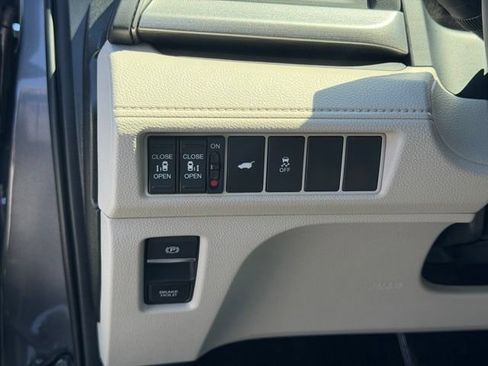 Used 2026 Honda Odyssey EX-L image 21