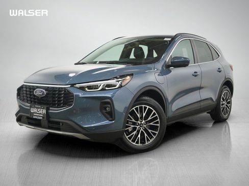 Used 2023 Ford Escape SE w/ PHEV Premium Package FWD image 1