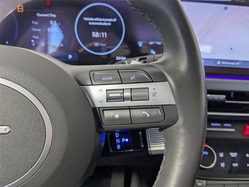 Used 2025 Hyundai Sonata Limited image 16