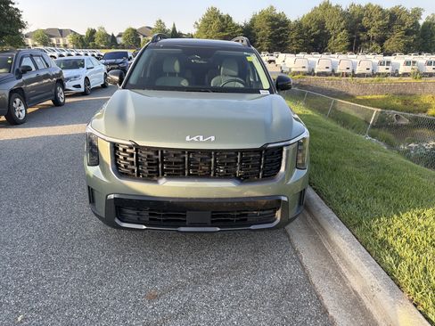 Used 2024 Kia Sorento X-Line EX AWD/4WD image 3