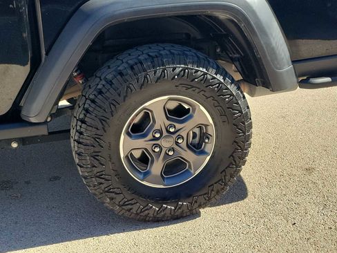 Used 2020 Jeep Gladiator Rubicon image 8