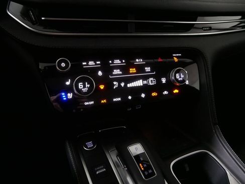 Certified 2025 INFINITI QX60 Sensory w/ Vision Package AWD/4WD image 34
