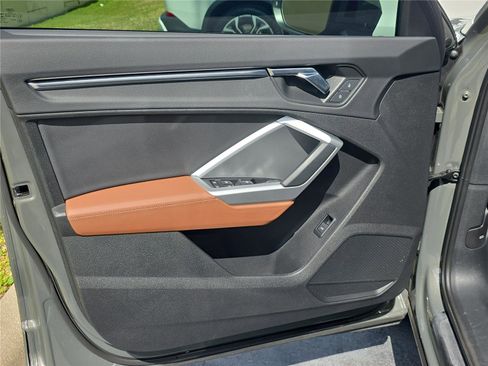 Used 2020 Audi Q3 2.0T Premium Plus image 14