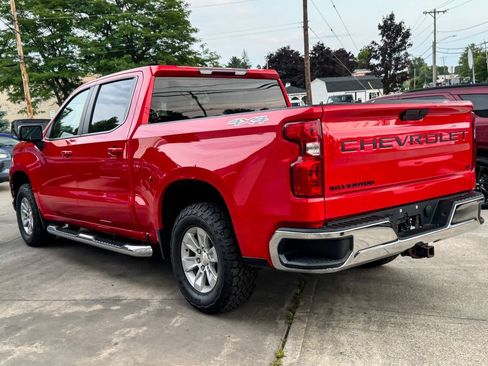 Used 2021 Chevrolet Silverado 1500 LT w/ LPO, Dark Essentials Package AWD/4WD image 5