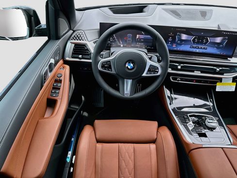 New 2026 BMW X5 sDrive40i w/ Executive Package RWD image 16
