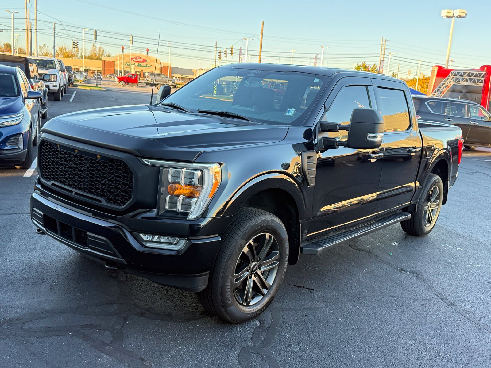Used 2021 Ford F150 XLT w/ Equipment Group 302A High AWD/4WD image 8