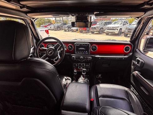 Used 2021 Jeep Wrangler Unlimited Rubicon image 15