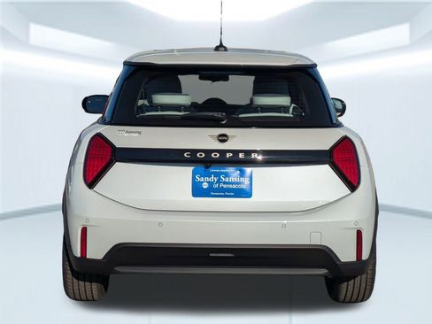 New 2026 MINI Cooper 2-Door Hardtop FWD image 4