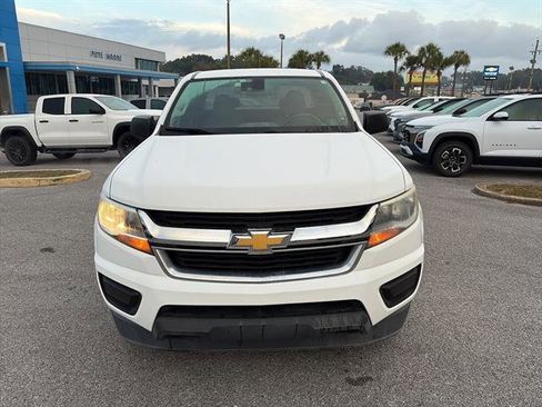 Used 2020 Chevrolet Colorado W/T w/ WT Convenience Package image 2