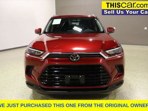 Used 2024 Toyota Grand Highlander XLE image 2