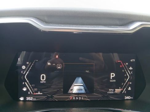 New 2025 GMC Canyon Elevation w/ Convenience Package image 20