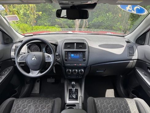 Used 2024 Mitsubishi Outlander Sport ES AWD/4WD image 5