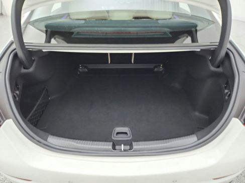 Used 2025 Mercedes-Benz C 300 Sedan image 25