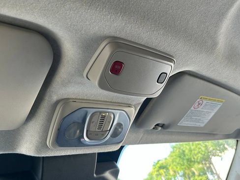 Used 2023 RAM ProMaster 2500 FWD image 23