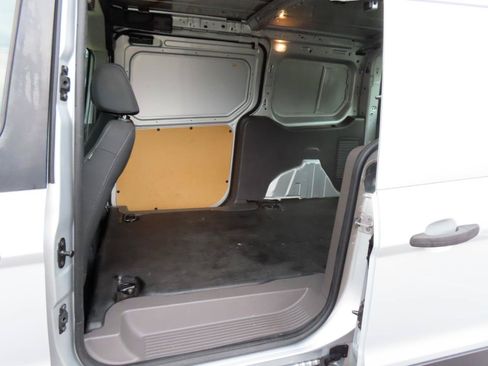 Used 2020 Ford Transit Connect XLT FWD image 25