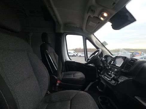 Used 2023 RAM ProMaster 2500 image 2