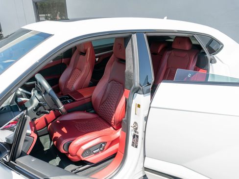 Used 2020 Lamborghini Urus AWD/4WD image 46