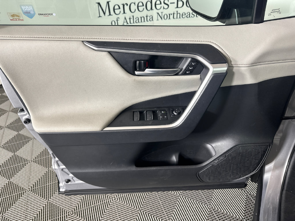 Used 2024 Toyota RAV4 Limited w/ Weather Package FWD image 10