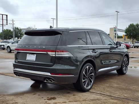 Certified 2023 Lincoln Aviator Reserve w/ Equipment Group 201A AWD/4WD image 2